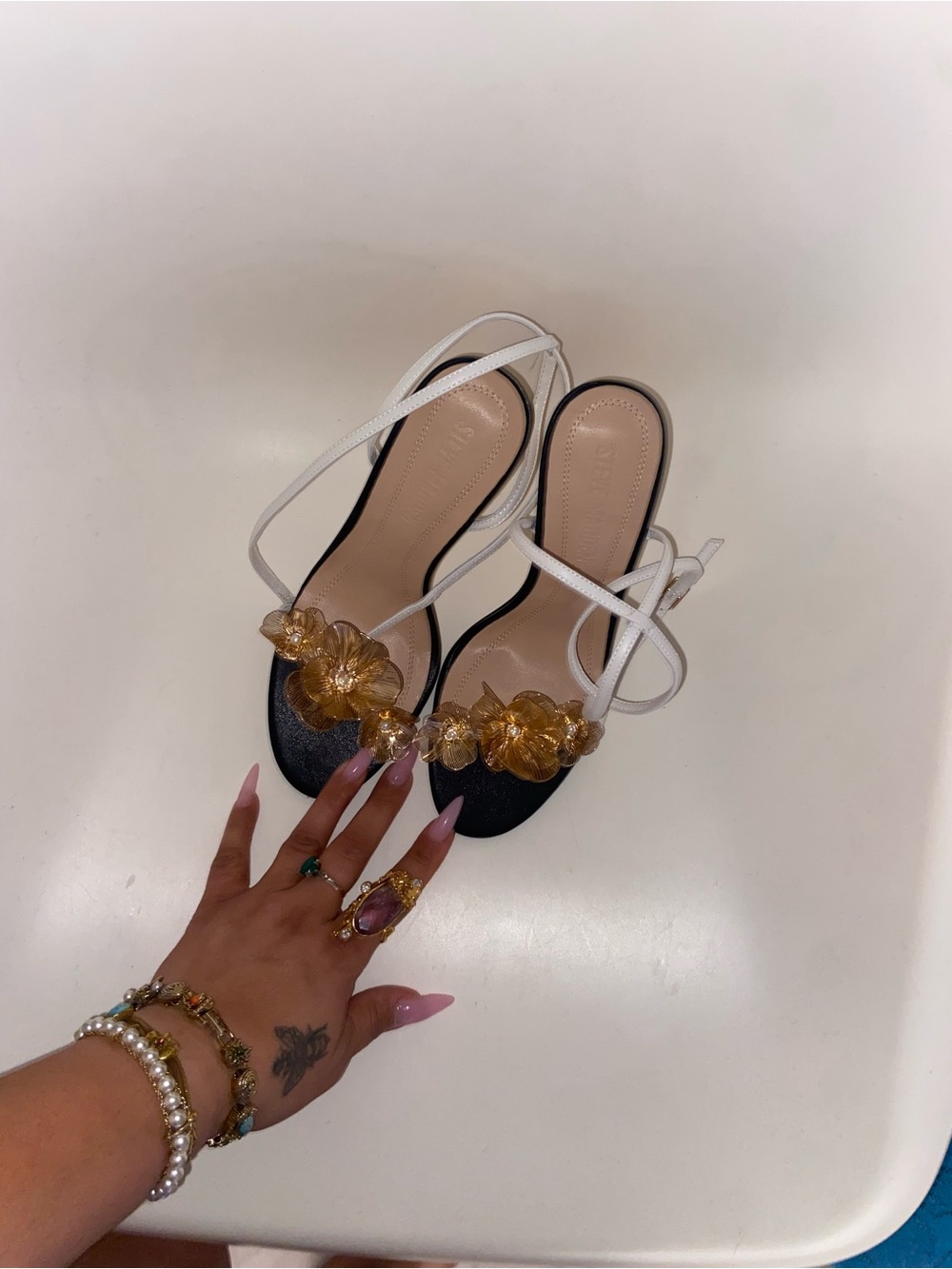 Steve Madden Elegant *LIKE NEW* Heels - Picture 2 of 4